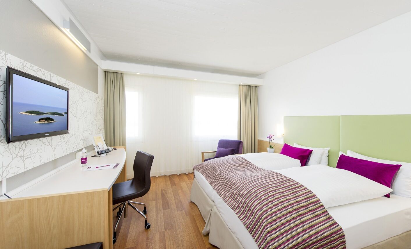 Good Morning+ Hotel
